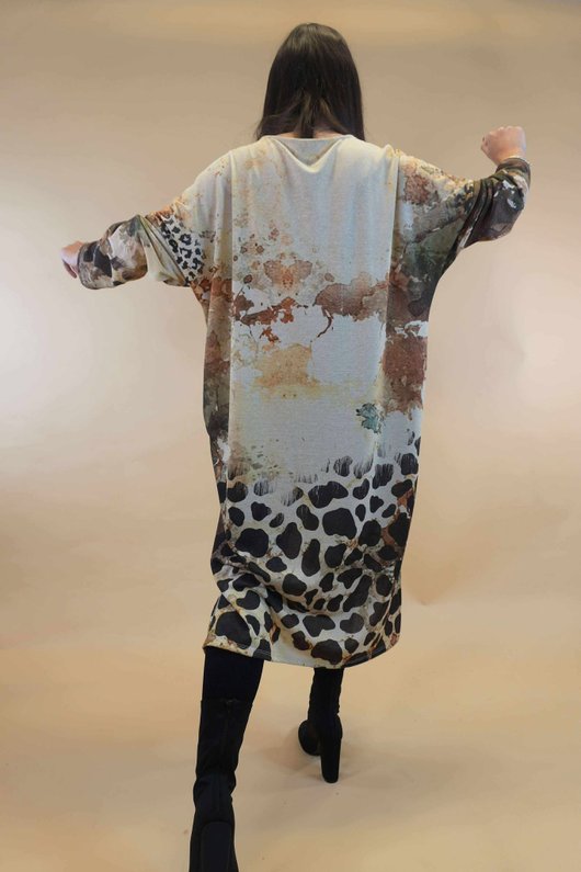 Ezra T Shirt Midi Dress Skull & Roses  /10=